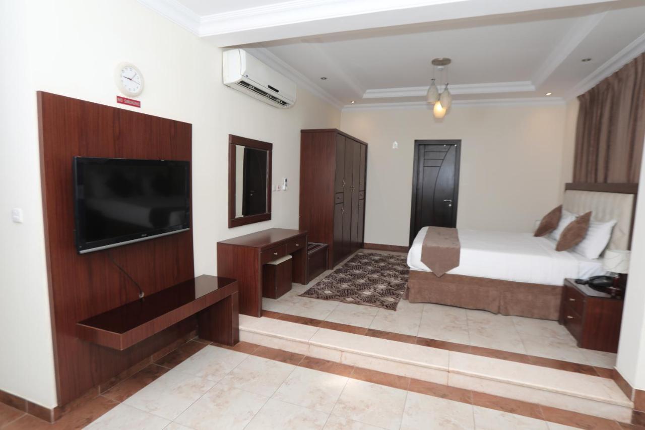 Samaya Suites Riyadh Ngoại thất bức ảnh