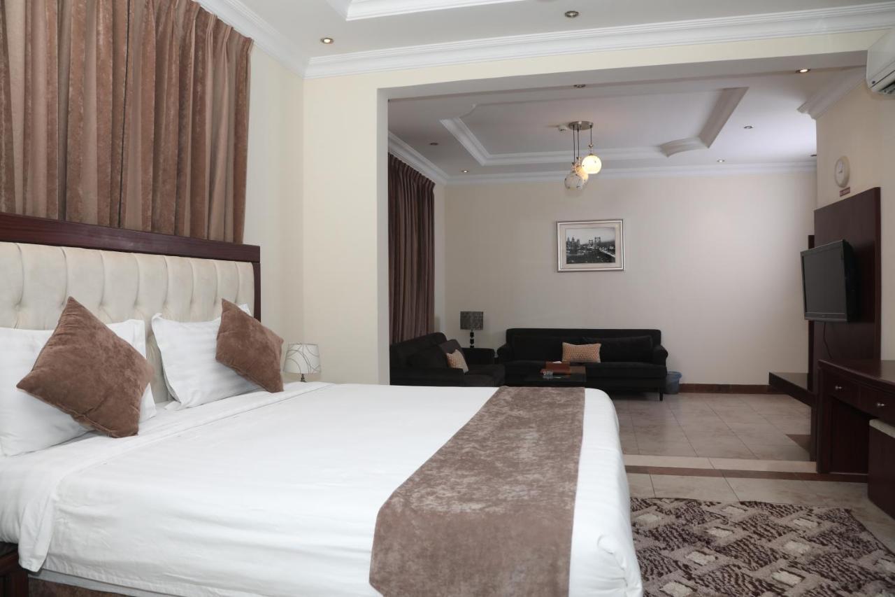 Samaya Suites Riyadh Ngoại thất bức ảnh